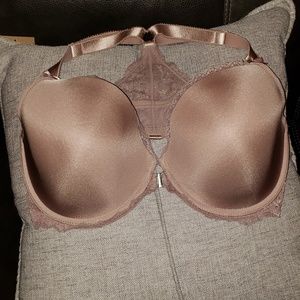 Adore Me Kiara Contour Plus, 42DDD (Gently used)